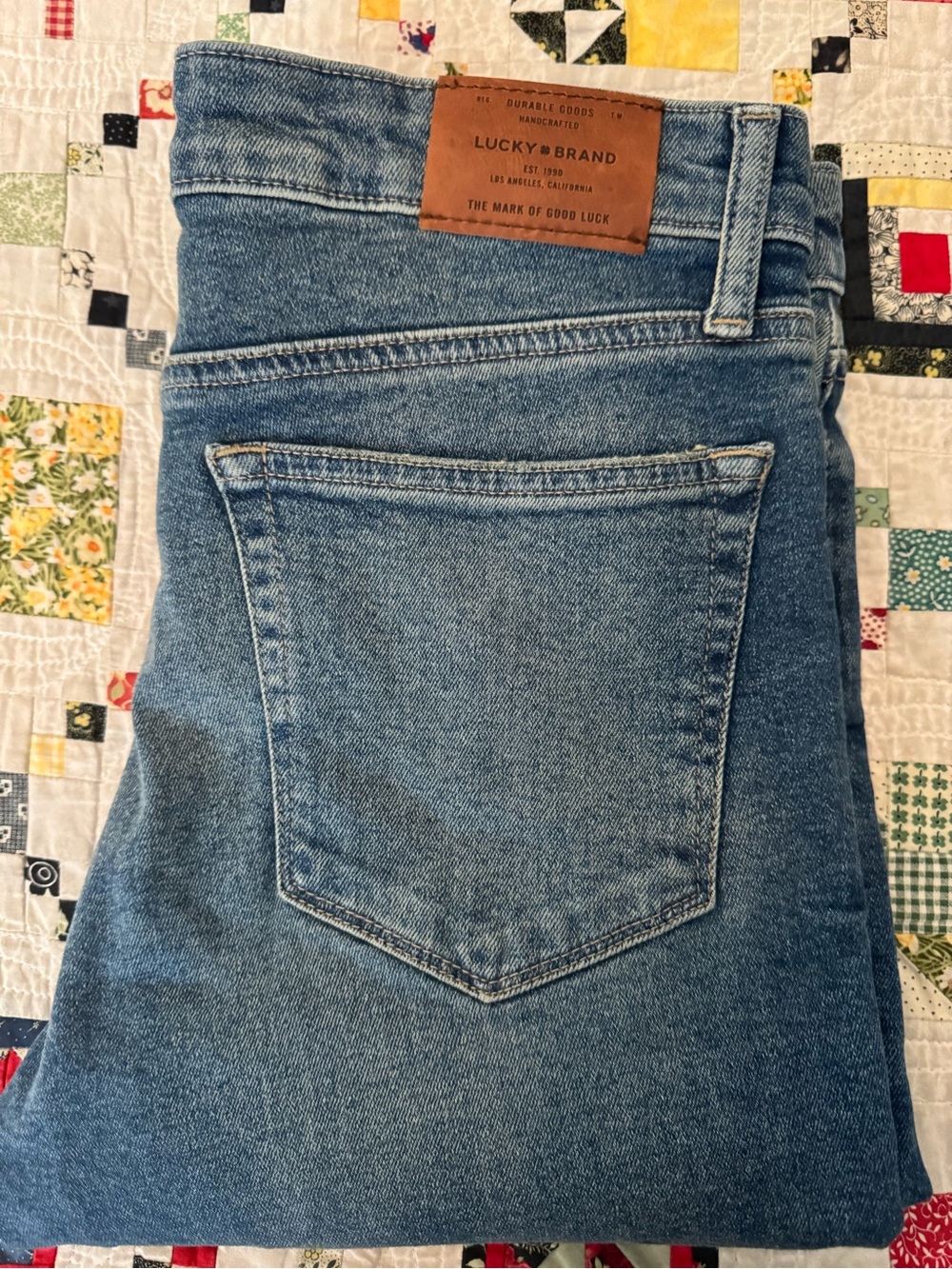 Lucky Brand Women's Medium Blue Ankle Jeans